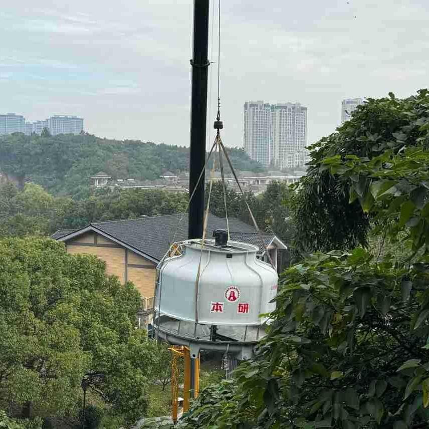 效高溫冷卻塔 圓ZJO形逆流塔本降研優(yōu)質(zhì)廠家水直發(fā)高溫低噪音