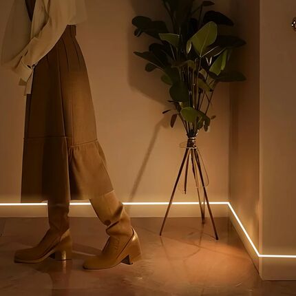 不用插电遥控灯带led充电免安装灯条电视背景墙悬浮床感应灯镜子