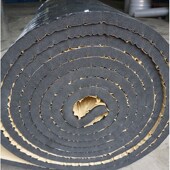 阻燃30mm背胶带铝箔橡塑隔音棉墙体保温棉下水管室内吸音棉隔音板