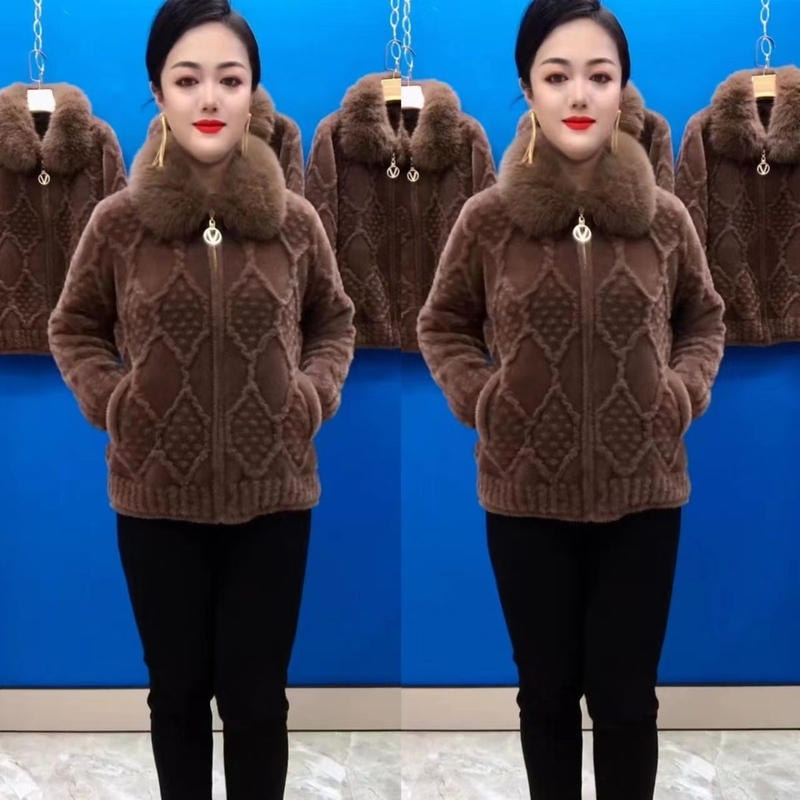 新款冬季水仿貂毛外套宽松保暖毛领大格时尚高档气质中年妈妈装上
