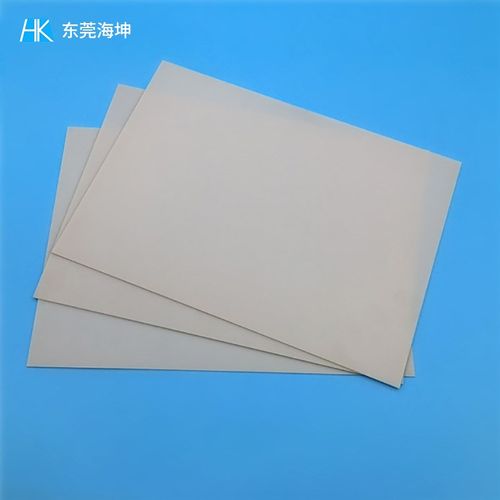 工业陶瓷基板 耐高温氮化铝陶瓷基片 耐磨绝缘陶瓷散热板厂家