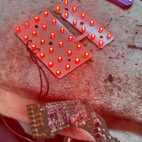 奥迪 A8 尾灯 LED 灯光修复 刹车灯修复。 专