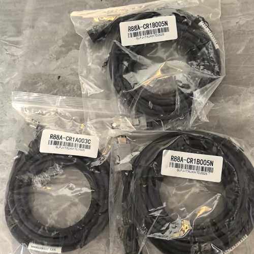 R88A-CA1A010SF 180