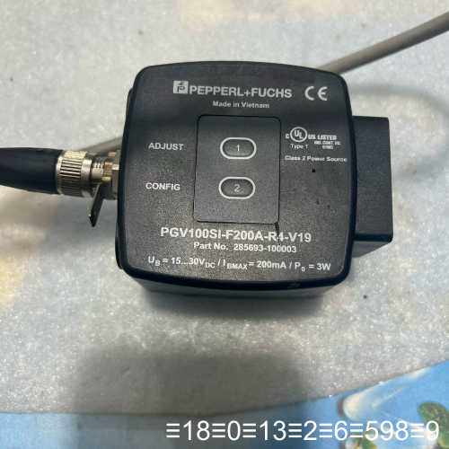 PGV100SI-F200A-R4-V19光学传感器，