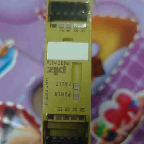 皮尔兹PILZ安全继电器PNOZ mi2p，，7(议价）