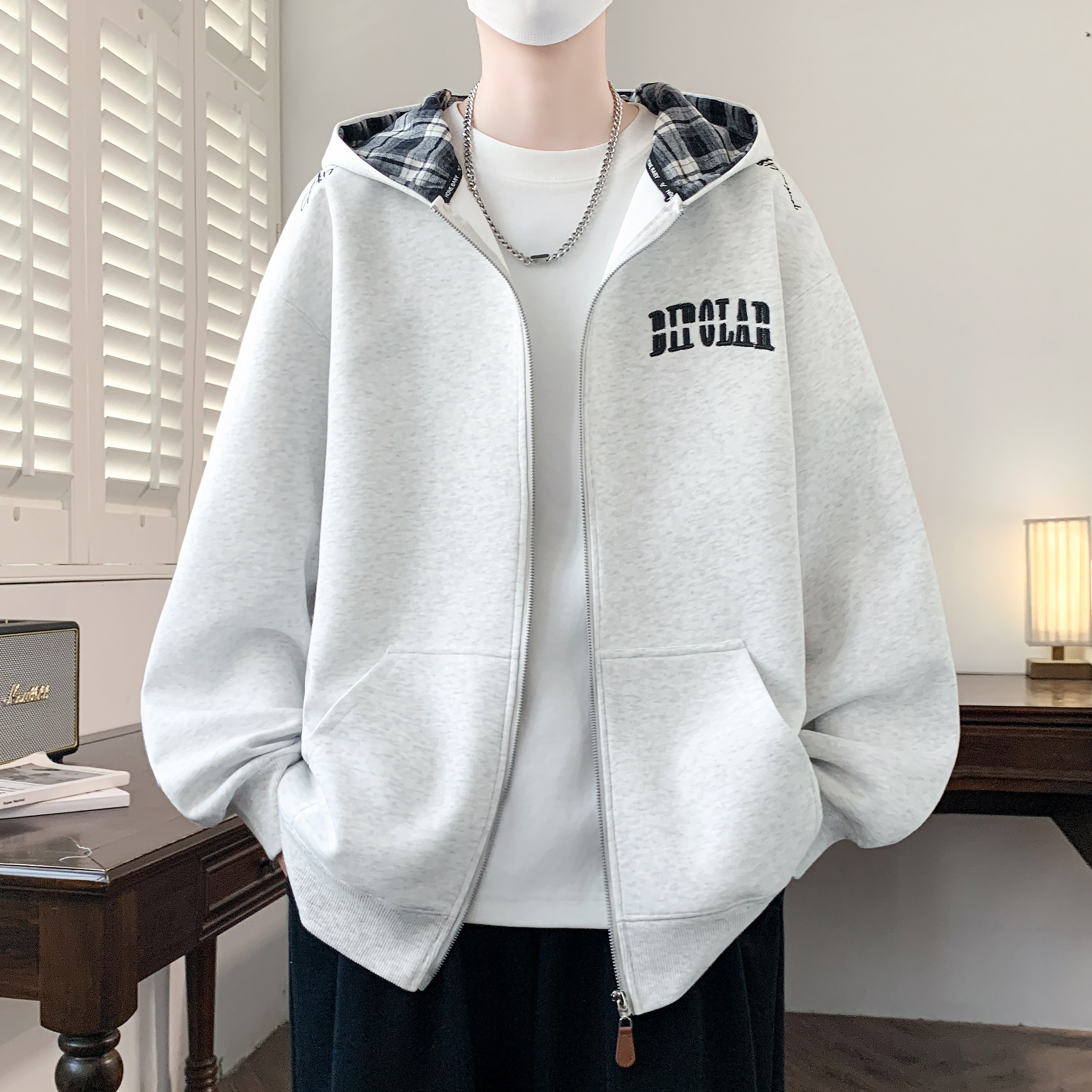 春秋新款穿搭酷帅卫衣男款青少年上衣学生运动风开衫连帽拉链外套