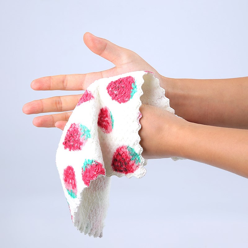 纯棉面巾小方巾儿童手帕不掉色不缩水亲肤吸水可爱草莓随身擦手巾