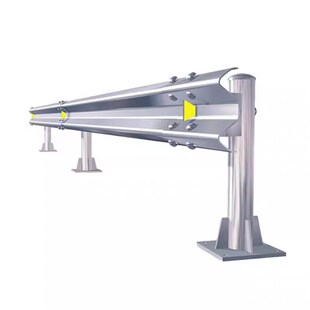 四川波形护栏乡村公路波形护栏板双波三波护栏镀锌喷塑防撞护栏