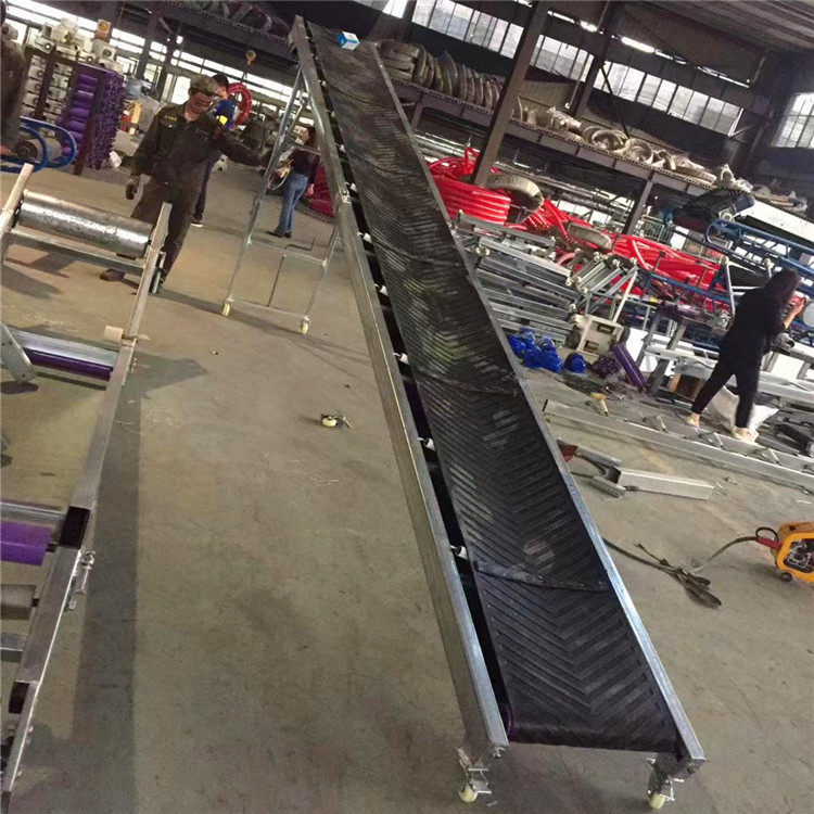 折叠输送机小型输送机农业用输送机折叠输送机工业用输送机