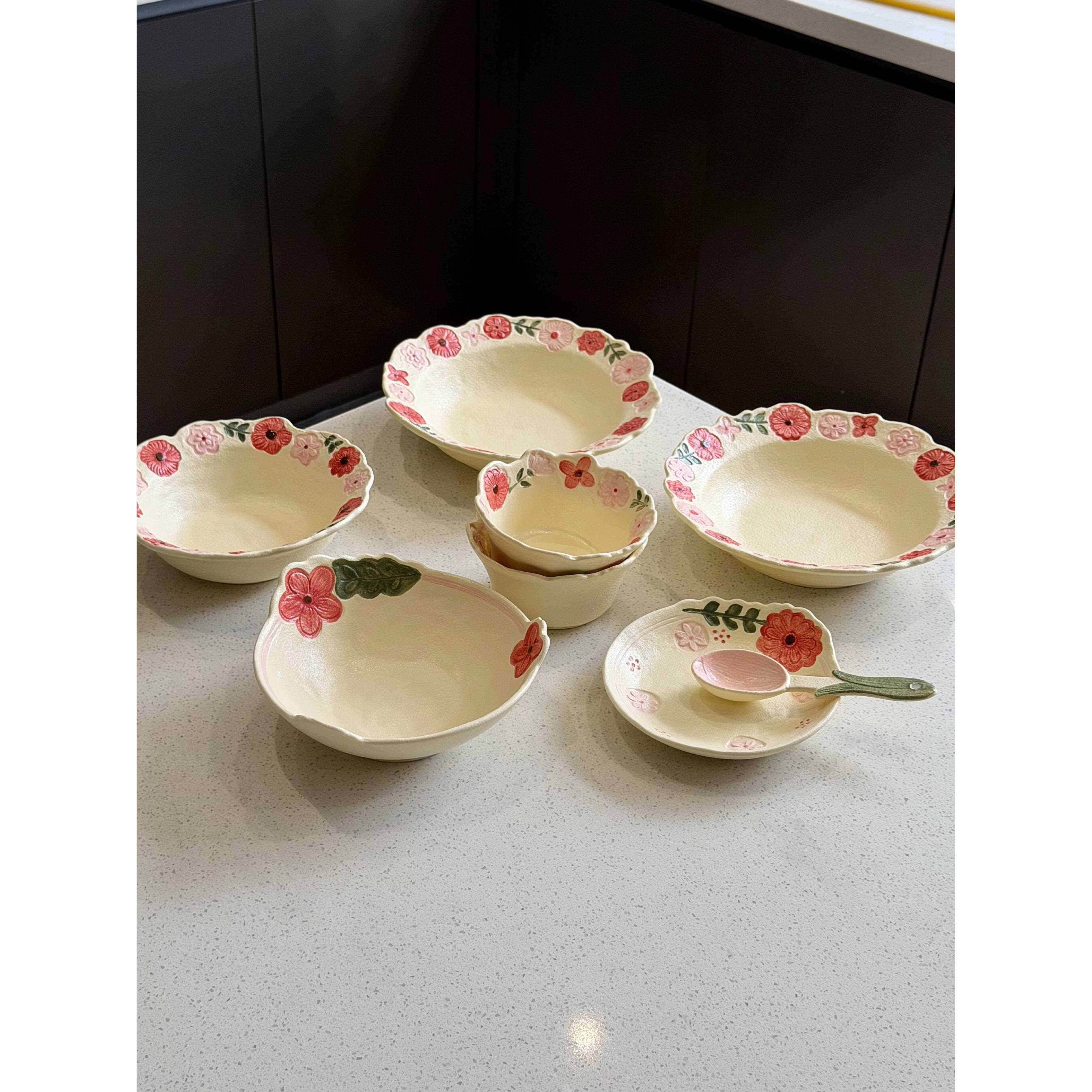 复古花朵陶瓷餐具套装釉下彩可爱一人食家用送礼礼盒陶瓷饭碗汤碗