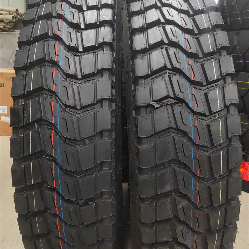 900R20不三包1000R20全新1100R20载重1200R20R24全钢丝大货车轮胎