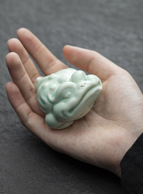 优选创意陶瓷小金蟾摆件 个性茶宠茶玩小萌宠茶几桌面装饰品茶具