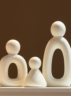 优选意式极简摆件高级创意一家三口艺术客厅酒柜电视柜软装饰品高