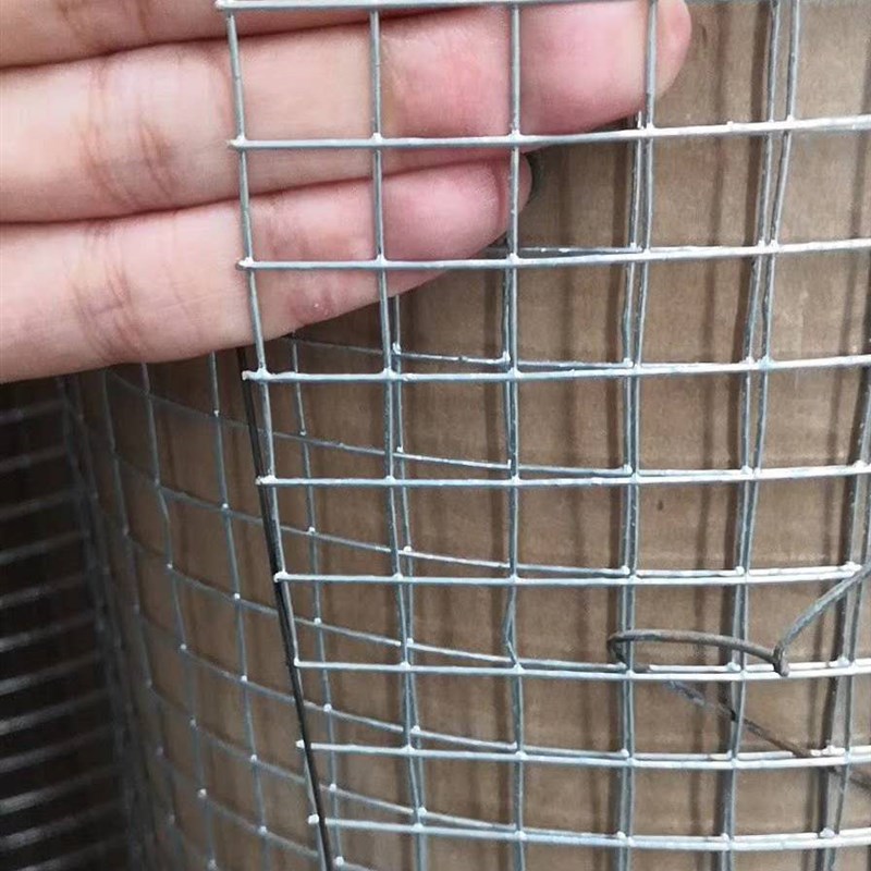 优选铁丝网围栏养殖网家用不生锈电焊网片网格阳台钢丝防护防鼠养