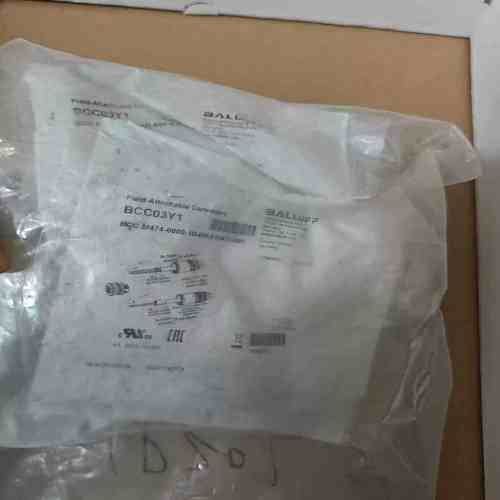 BALLUFF巴鲁夫BCC03Y1自接线接插件BCC M47~