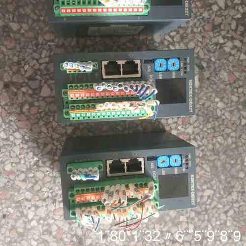 AXT控制器N3RTEX-DB32T成色很新图片