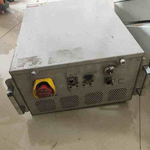 SNRC-S4B-S01 新松机器人控制器 工业工控自动化设备议价维修