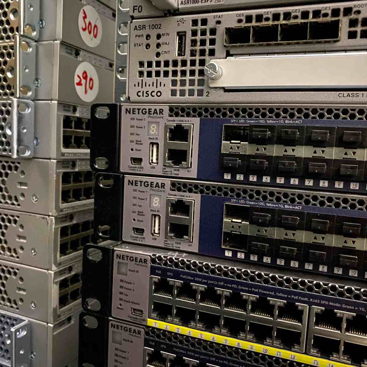 {议价}网件m4300-8×8F网管万兆交换机