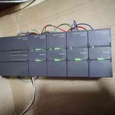 非标价PLC SR30 EMAE08 EMAQ04议价