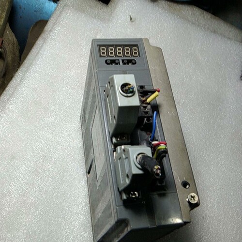 日鼎交流伺服驱动器一只，DHS3204-VT1D/HF2，拆--议价商品