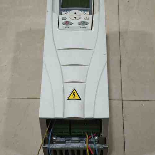 ACS510-01-09A4-4 ABB变频器 工业工控调速装置议价维修
