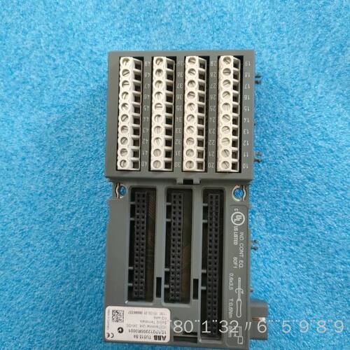 PLC模块底座 TU515 B4，型号1SAP212
