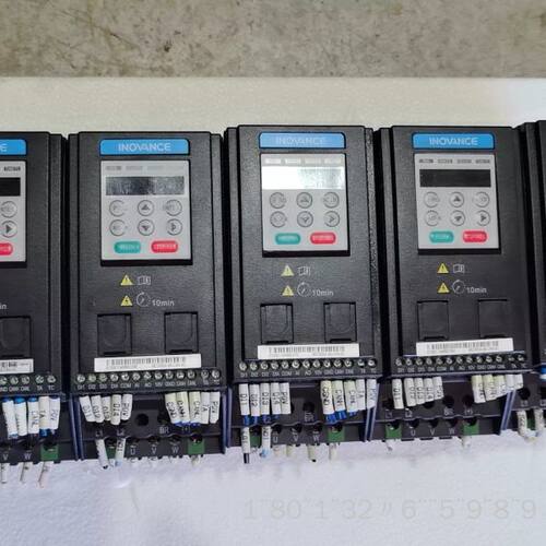 变频器：MD20S0.4B，有1个，AC0一240V，0