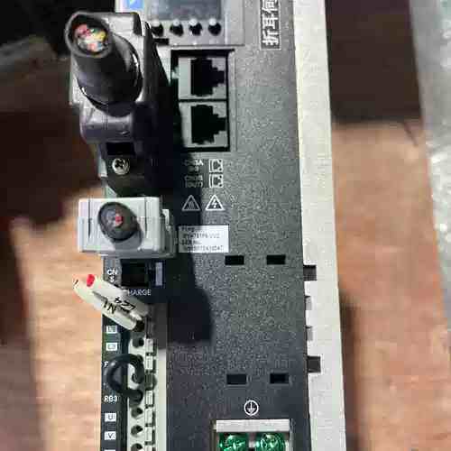 {议价}富士750w驱动器RYH751F6-VV2功能正常，，【议价】