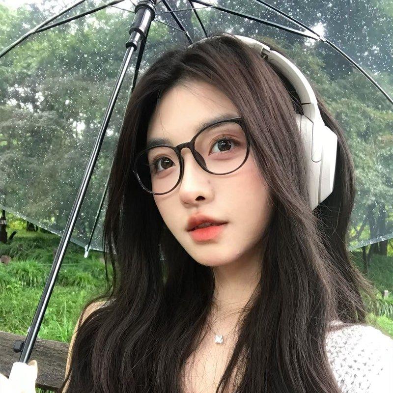 网红超轻近视眼镜女可配度数高级感大框显瘦平光防蓝光素颜眼睛架