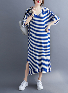 懒人t恤裙女夏2020新款宽松大码蓝色条纹针织裙前后两穿V领连衣裙