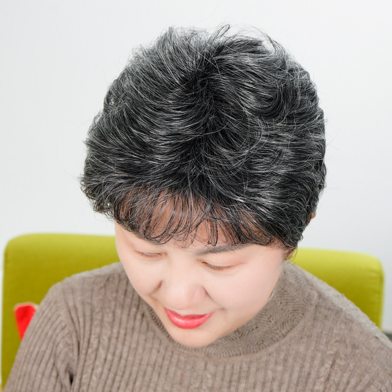 老年人假发女短发奶奶白色短卷发花白整顶全头套化疗光头女士发型