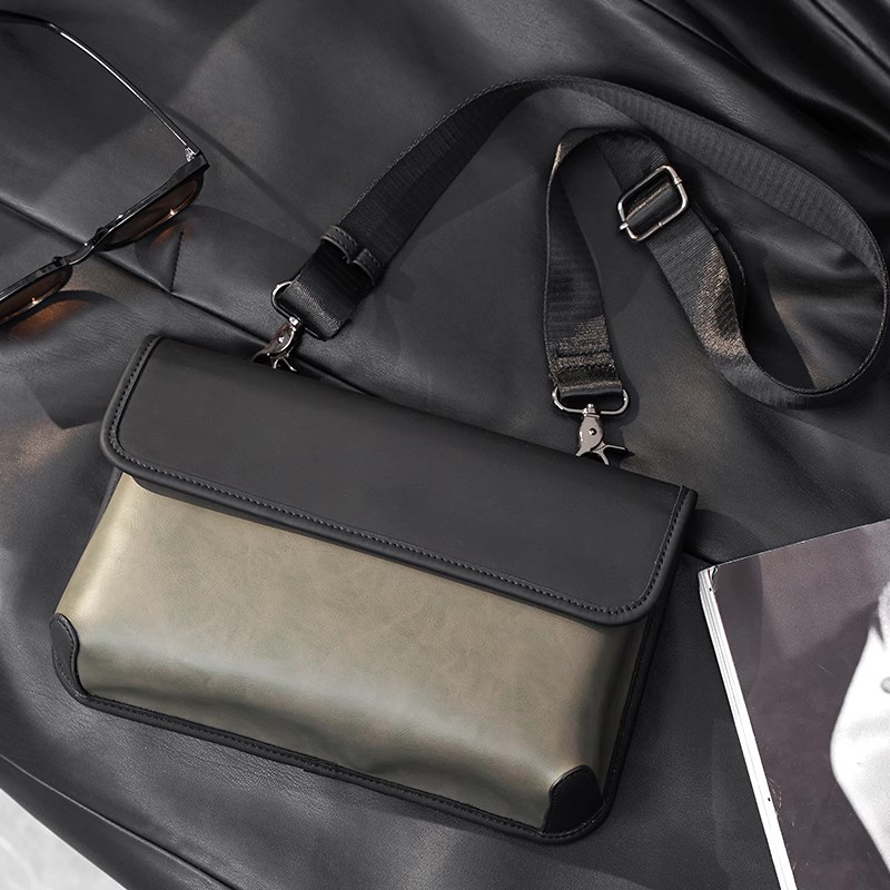 男斜挎包小众设计复古男包