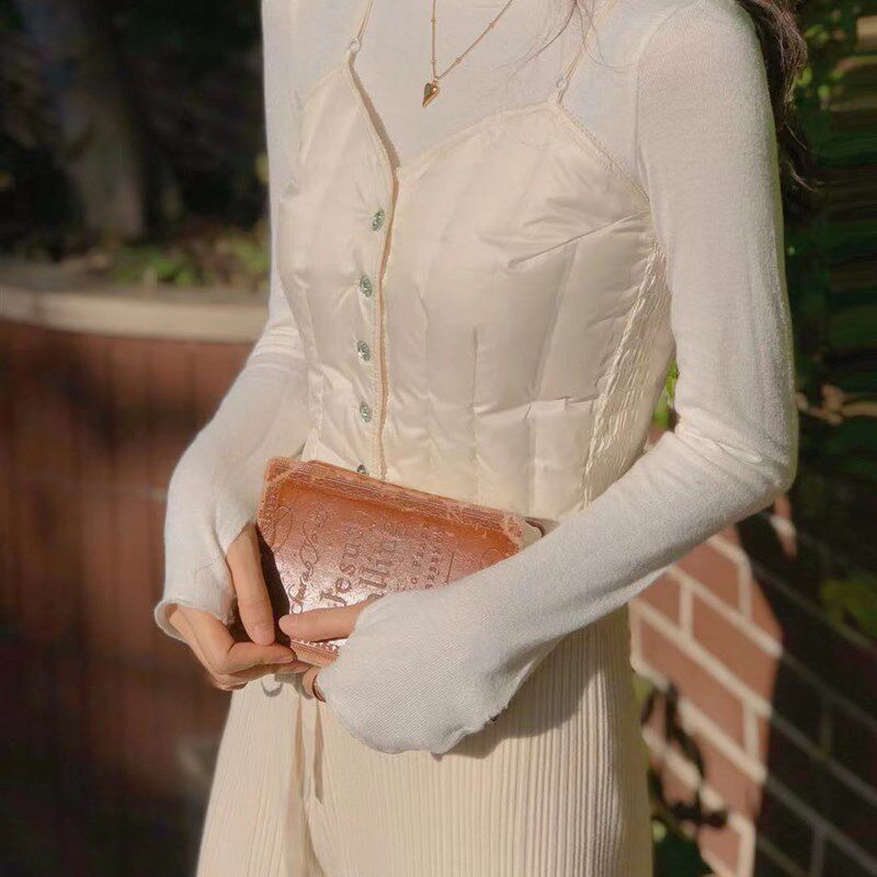 橘里CHIU 皎洁月白/黑色蕾丝边修身保暖内搭羽绒吊带小马甲背心女