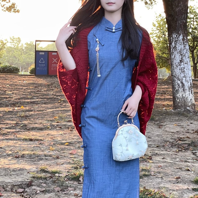 她来了复古馆旗袍披肩春秋季外搭女针织细毛线酒红斗篷撞色外披