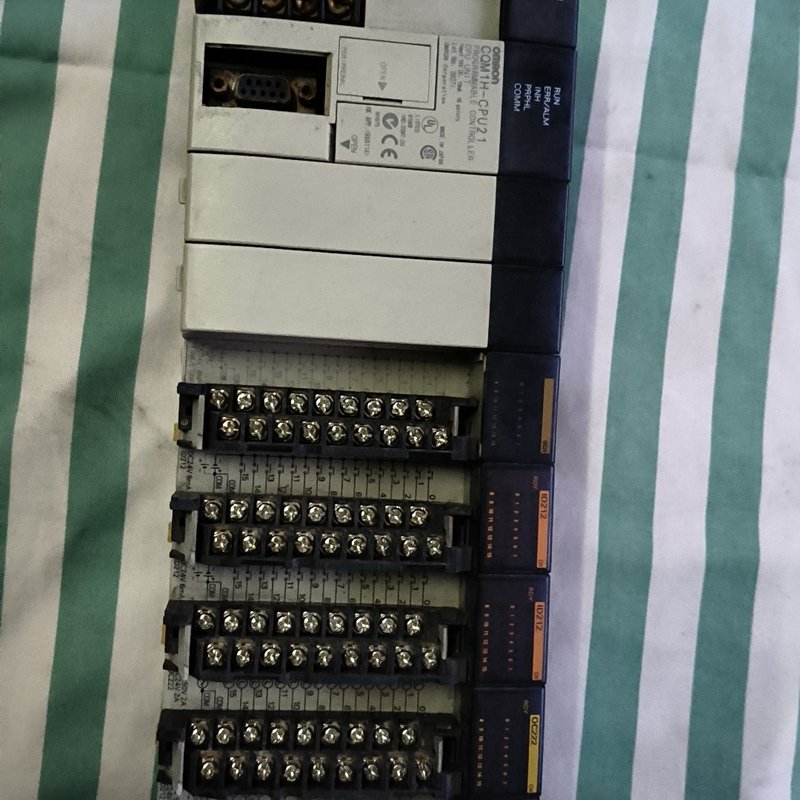 议价PLCCQM1H-CPU21CQM1H-CPU51CQM1H-CPU61图片