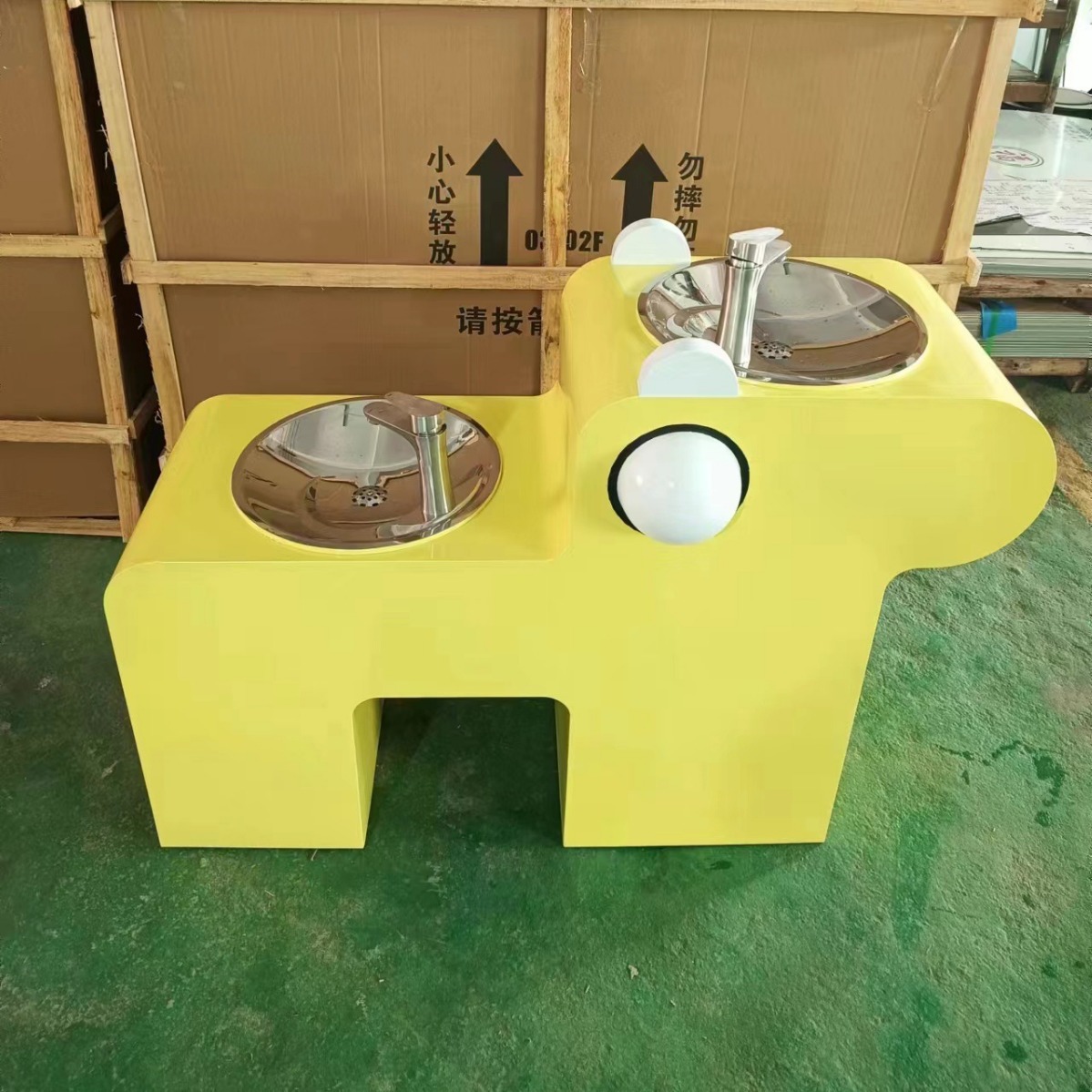 不锈钢户外饮水台创意公园机场车站景区异形饮水机动物喝水器