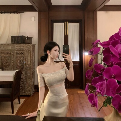 JAYKY YANG 白色诗匣一字肩蕾丝提花工艺上衣鱼尾半身裙套装