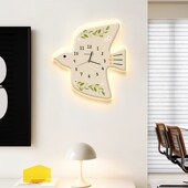 优选可爱飞鸟挂钟客厅家用2025新款 简约创意饭厅钟表静音免打孔时