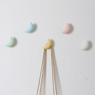 新款极简月亮大衣柜外侧面挂钩高级感创意柜子旁强力无痕粘贴粘钩