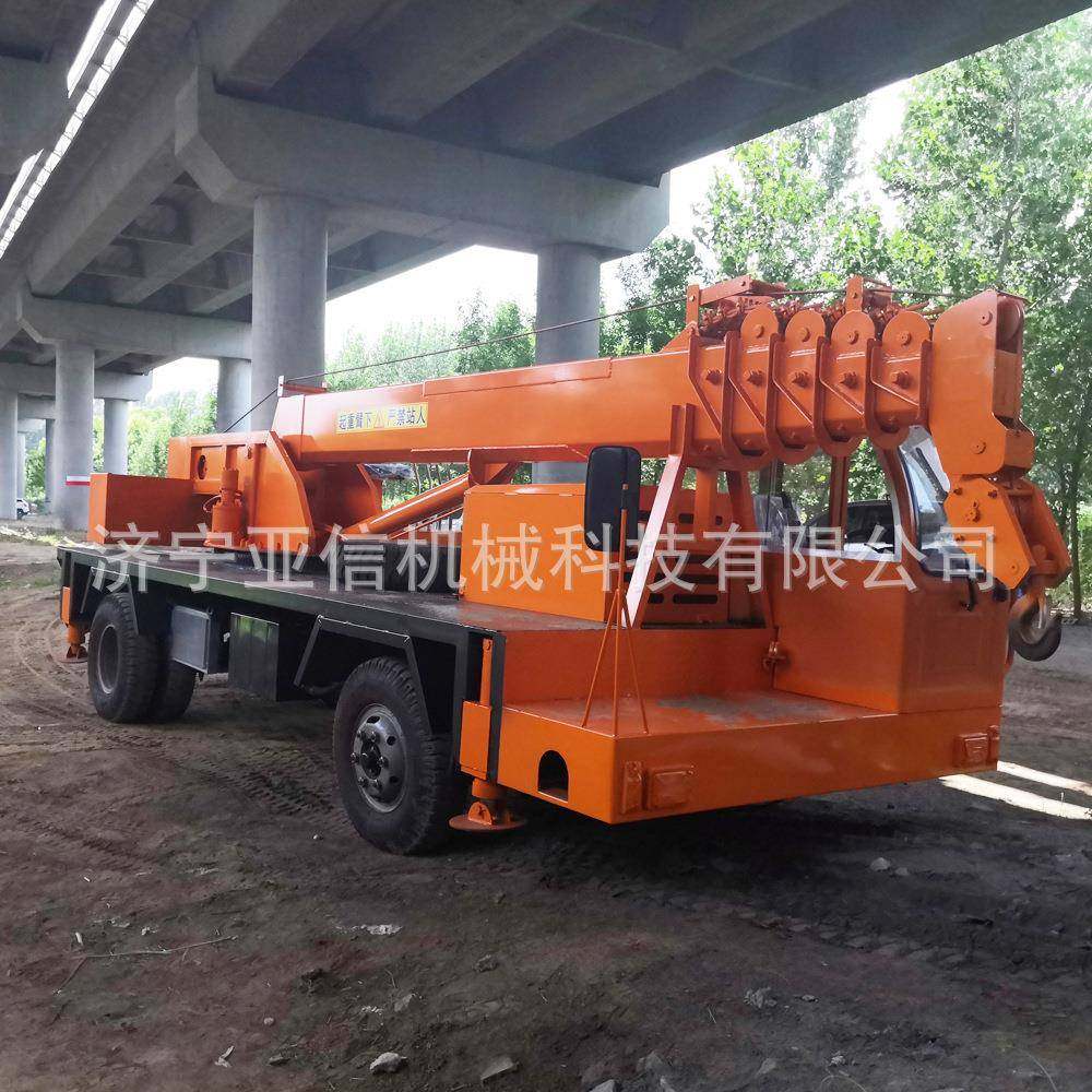 自制四不像吊车6吨四驱自备吊吊装卸货施工用小型四轮吊机,搬运/仓储/物流设备,其他起重搬运设备,淘宝优惠券,粉丝福利购,淘宝优惠卷