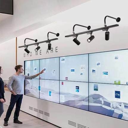 侧装射灯墙壁弯杆壁式明装长吊杆展会展览照画长臂led导轨桥架灯