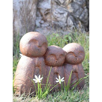 可爱的新出家僧良远藏噶尔巴民宿茶室和房间装饰园林园林庭院禅宗