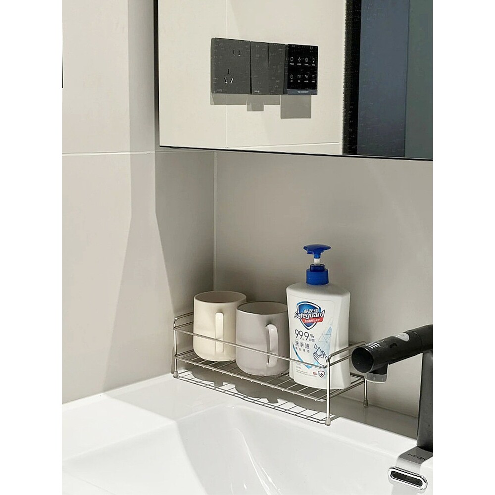 卫生间洗手台置物架化妆品整理架免打孔香水储物架不锈钢收纳架