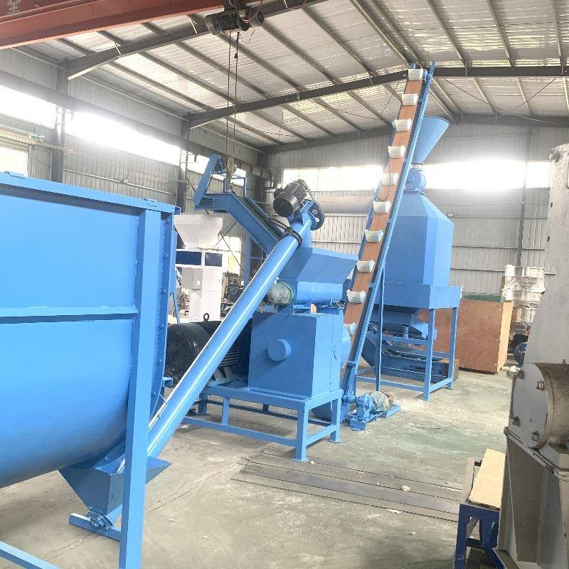 大型养殖场用饲料颗粒机干湿两用鸡鸭鹅养殖颗粒机鱼饲料颗粒机