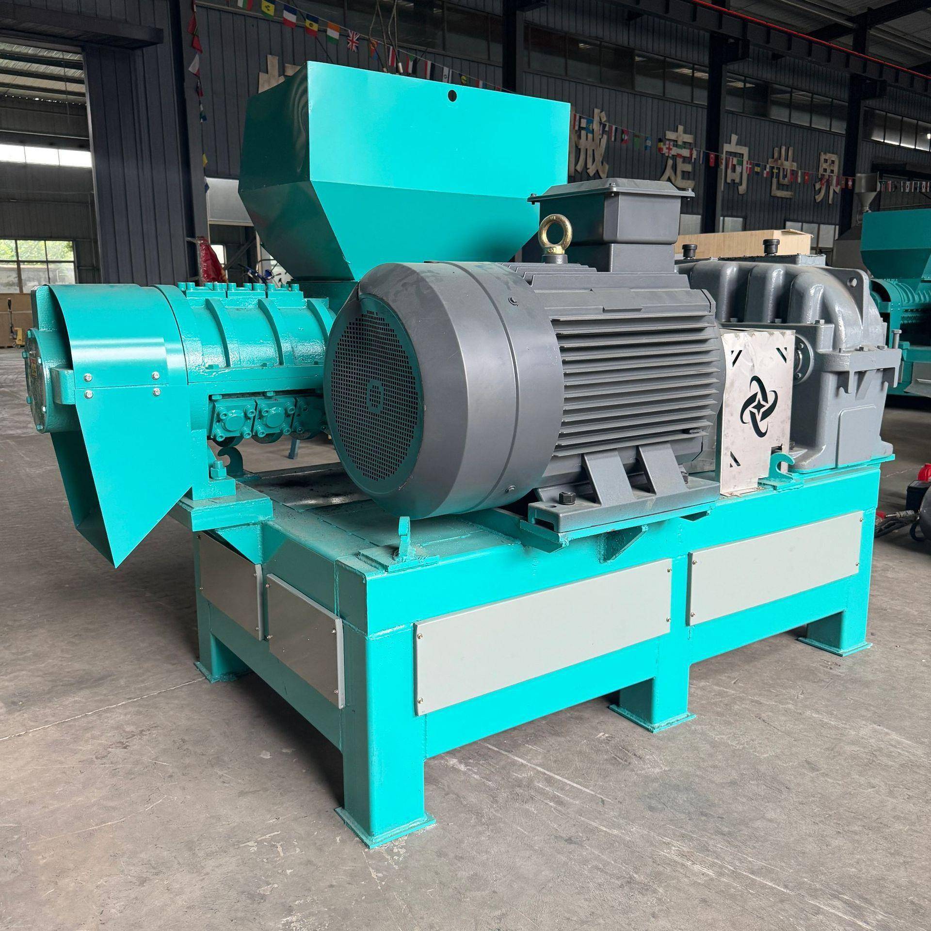 电缆线皮塑料粉碎机吨包袋编织绳塑料薄膜螺旋粉碎机EVA粉碎机