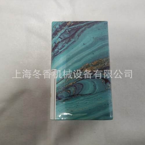 优惠供应平推式美容皂全自动纸膜三维包装机、带伺服光标跟踪下膜