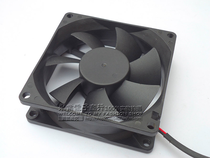 包邮8025 8cm 静音12V 机箱电源机柜散热 功放音响风扇 80*25mm