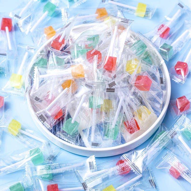 速发现货水果味棒棒糖网红创意方块水果味棒棒糖儿童小零食抖音糖