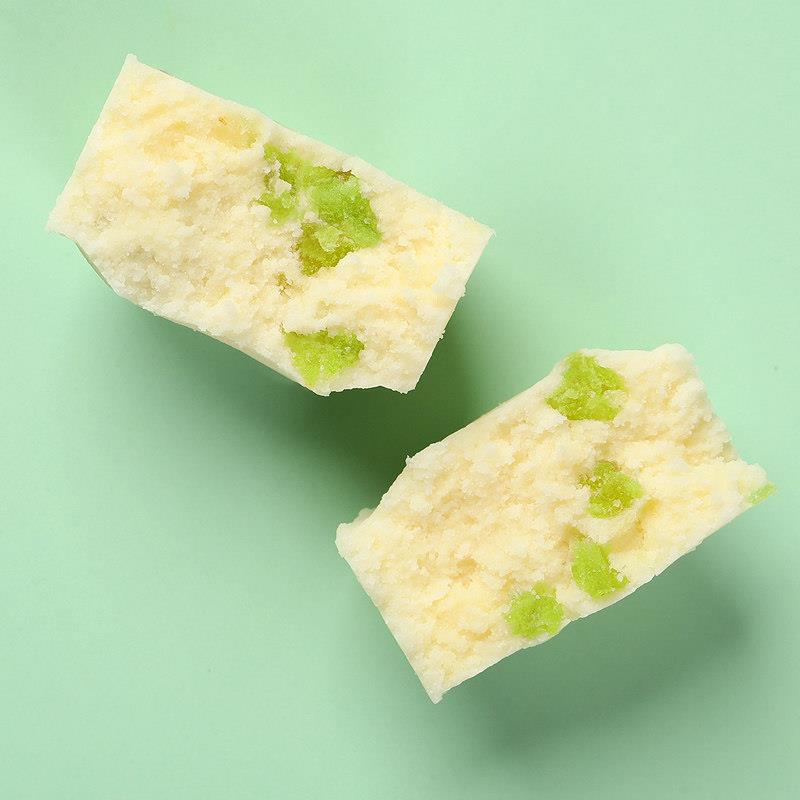 速发现货内蒙古特产酸奶疙瘩块世纪牧场果粒乳酪益生元儿童果冻杯