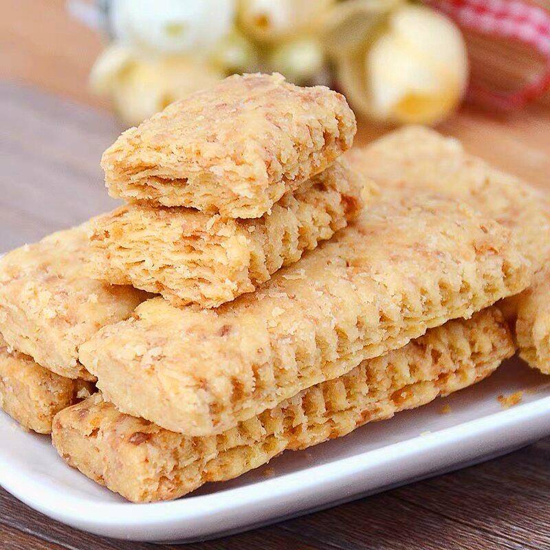 速发现货蛋黄酥性饼干台湾风味零食老杨咸蛋黄饼干方块酥咸味酥性